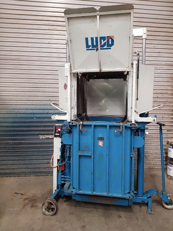 Wool Press Lyco Power Tech "S" Wool Press. Livestock